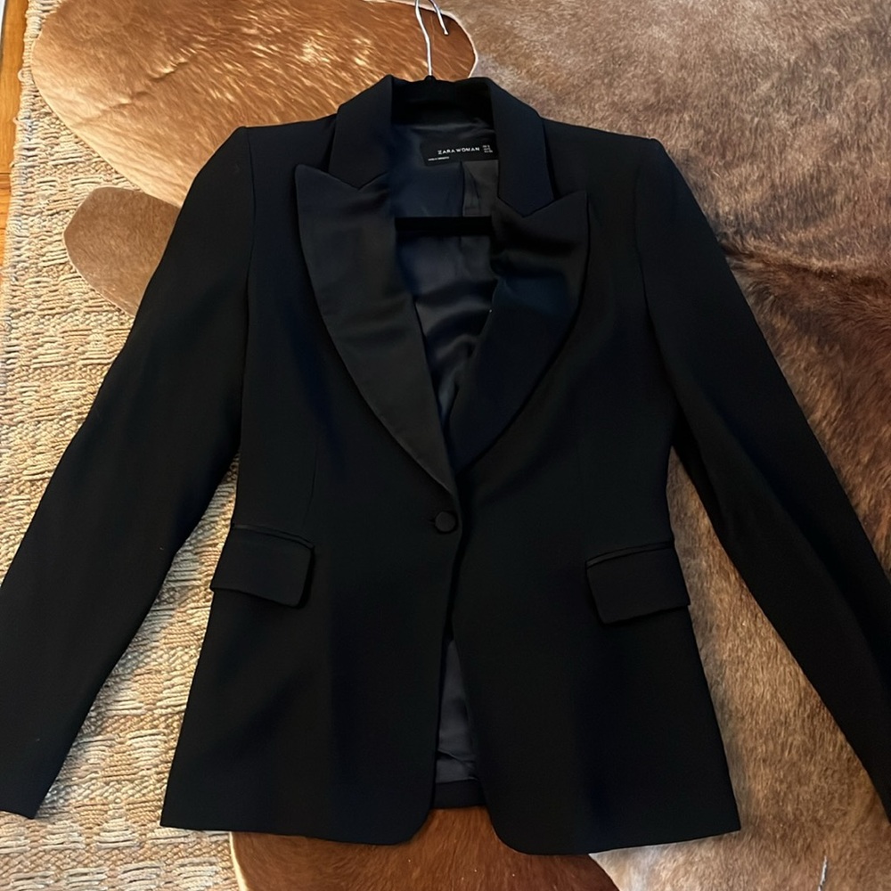 Zara Tuxedo Satin Lapel Blazer Size Small Black